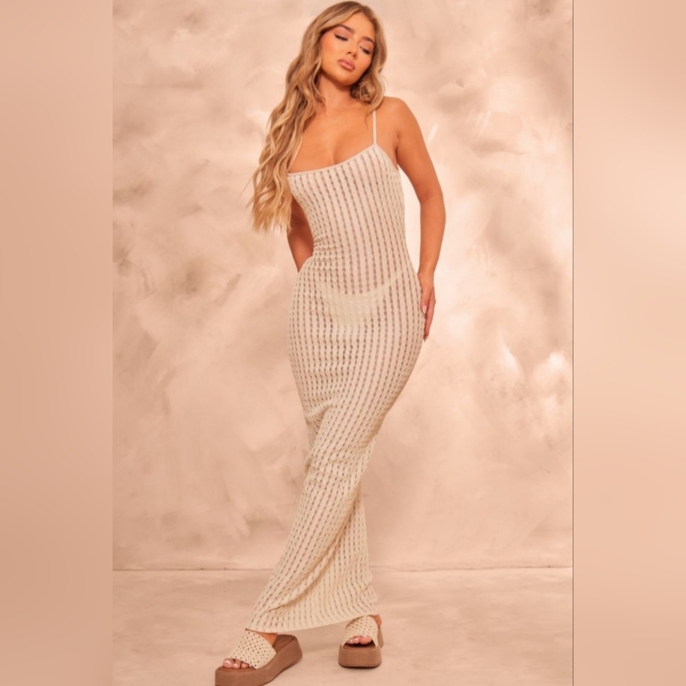 PrettyLittleThing Cream Maxi Dress